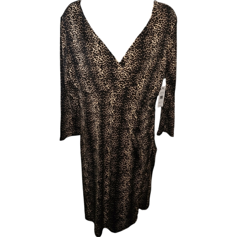 NWT Larry Levine Leopard Printed Dress